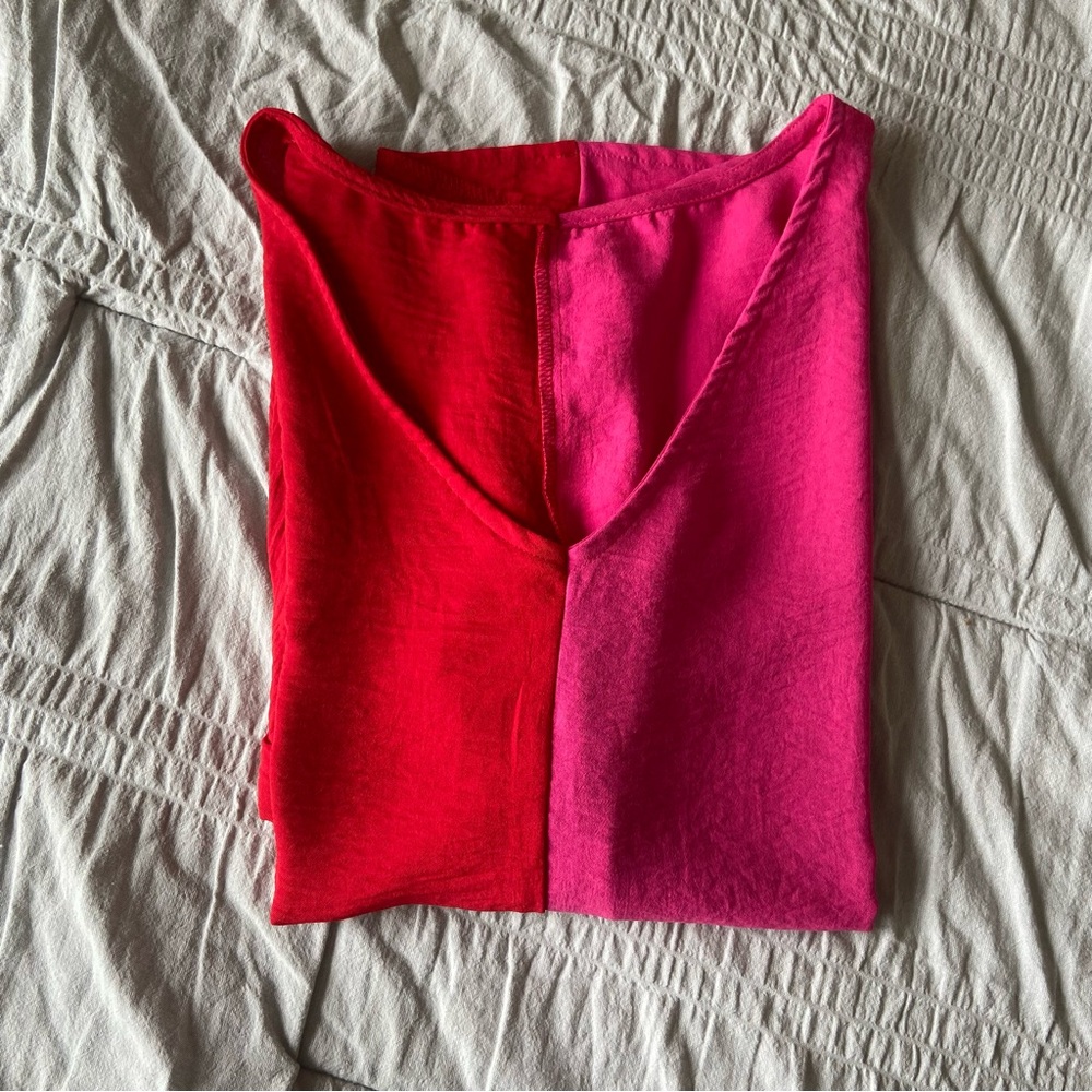 Colorblock top - Picture 3 of 6